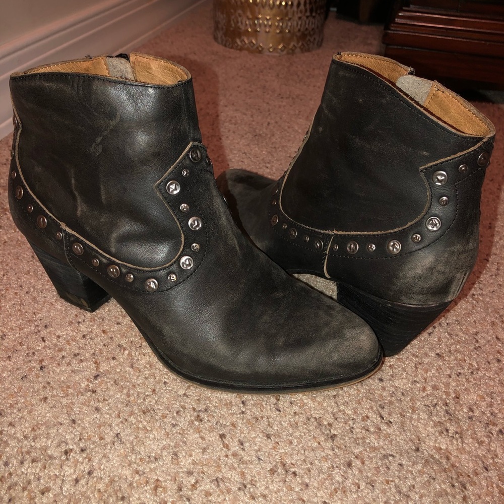 Distressed look CORSO COMO boots/booties EUC 7.5